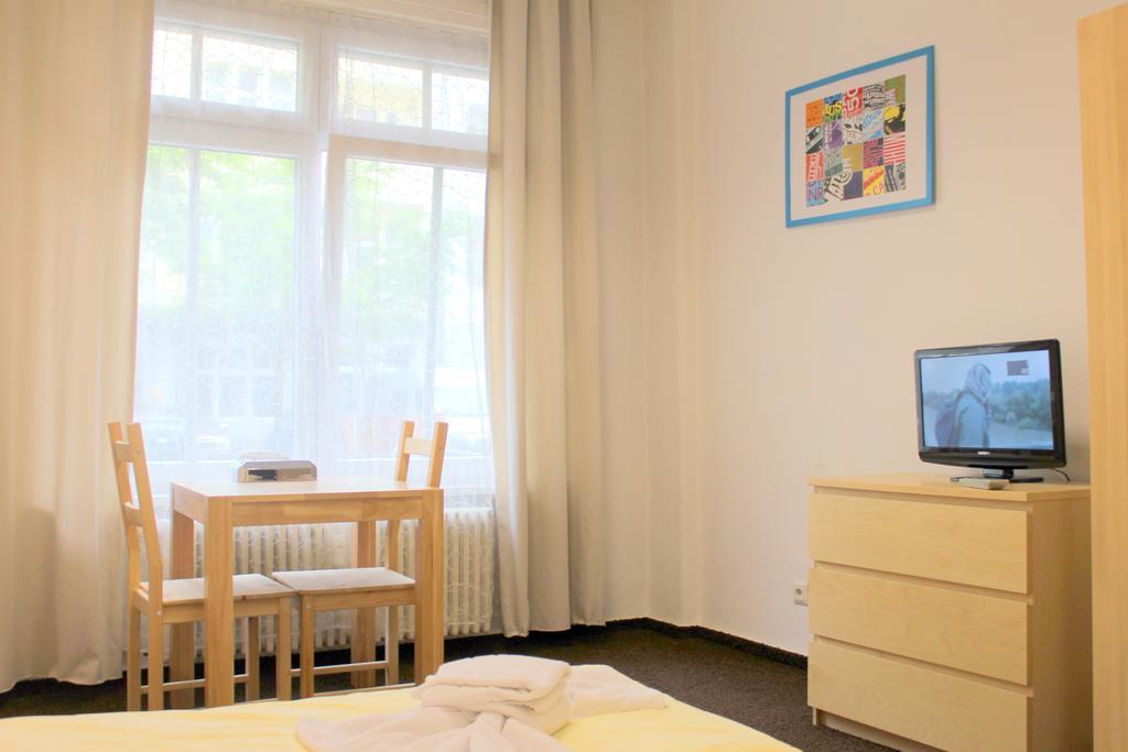 Albergue Pension Central Hostel Berlin *