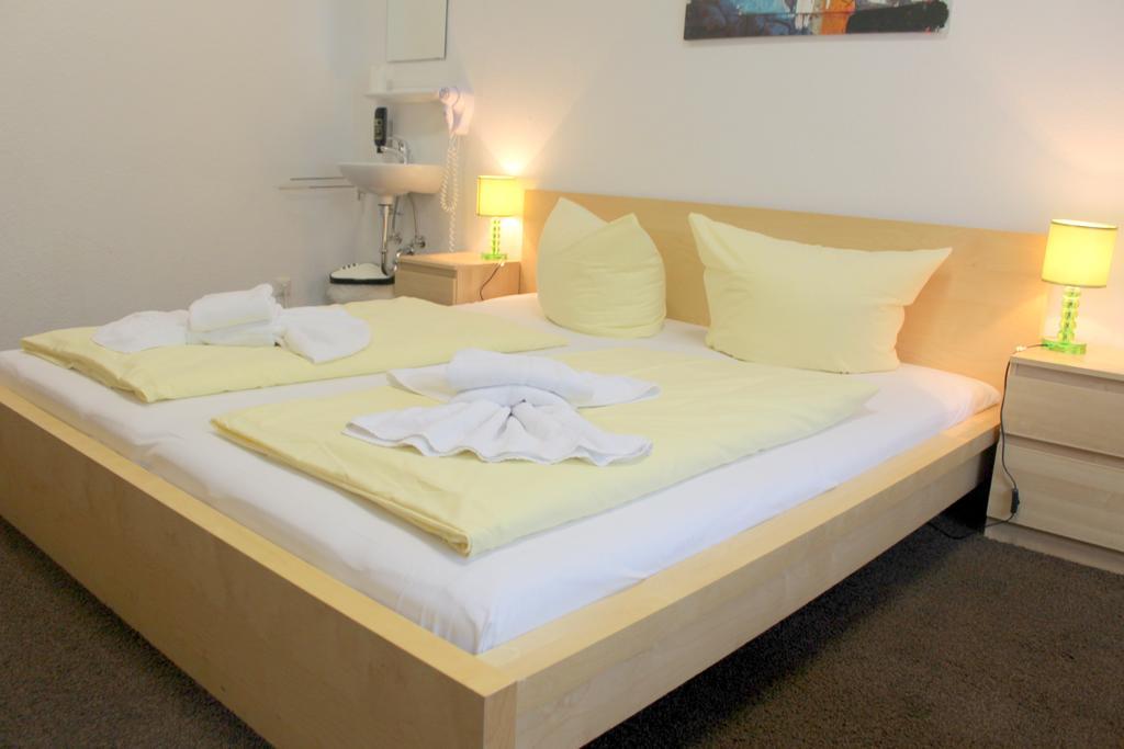 Pension Central Hostel Berlin Berlino