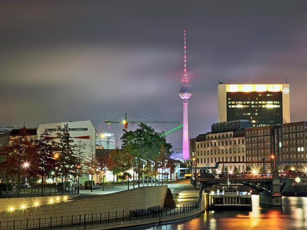 Pension Central Hostel Berlin Berlino